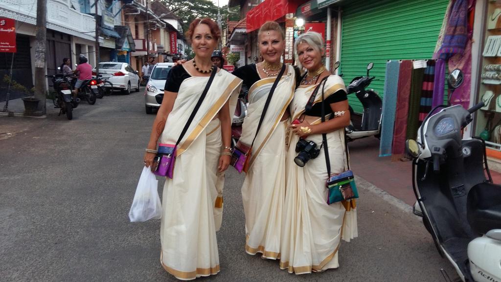 Niya Nest Homestay Kochi Eksteriør bilde
