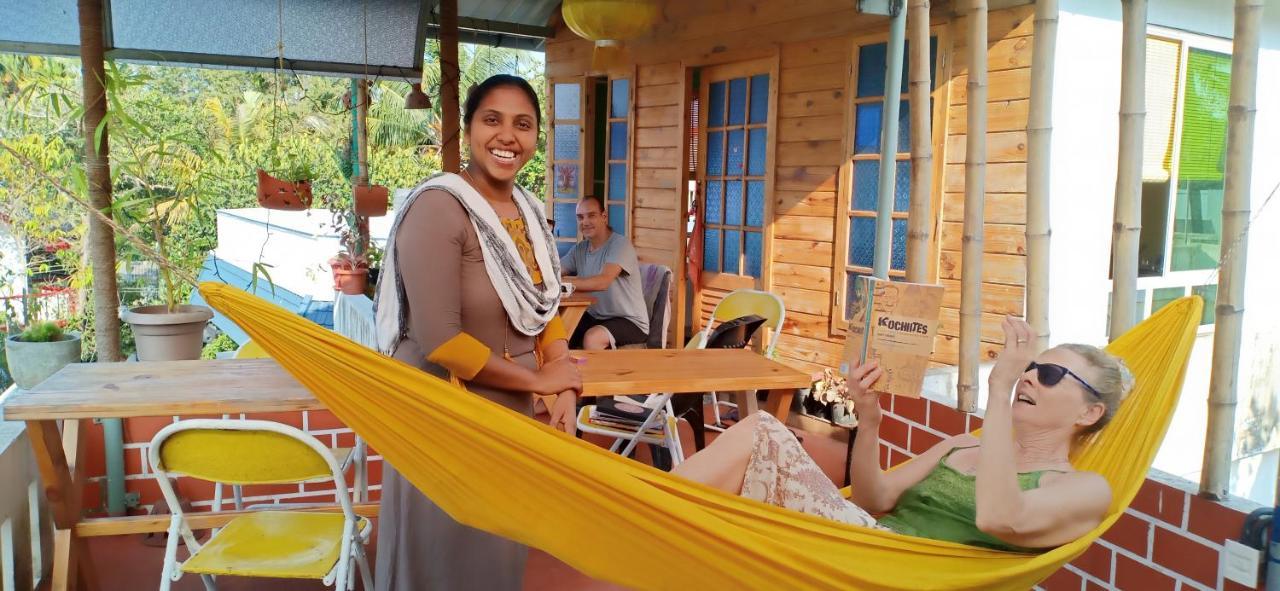 Niya Nest Homestay Kochi Eksteriør bilde